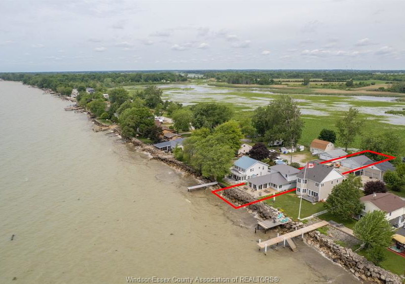 419-lakeside-amherstburg-ontario-26014497