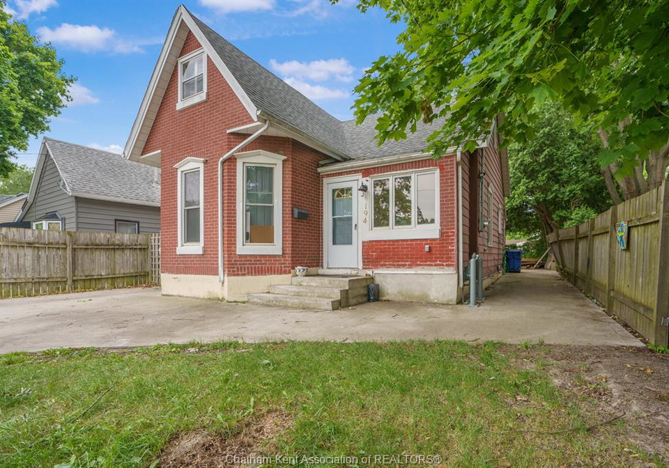 194-murray-street-chatham-ontario-26014510