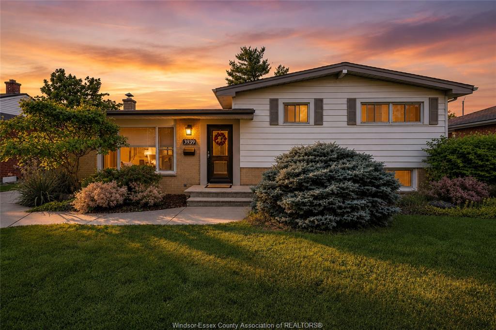 3939-longfellow-windsor-ontario-26014531
