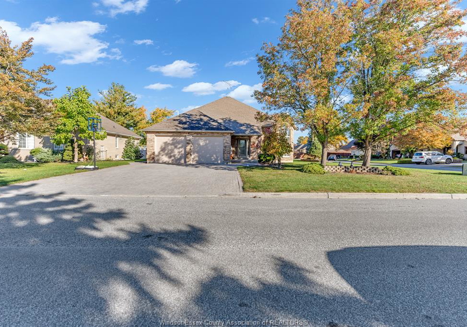 2780-bridgeway-boulevard-lasalle-ontario-26014559