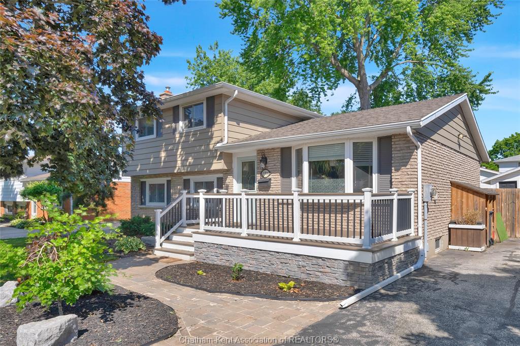 138-vanier-drive-chatham-ontario-26014565