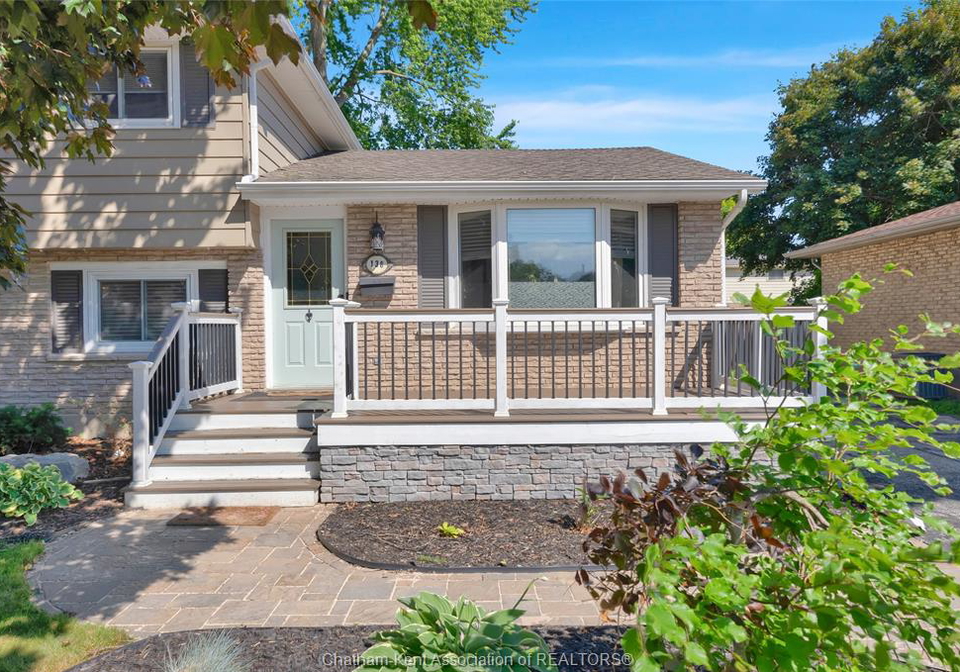 138-vanier-drive-chatham-ontario-26014565