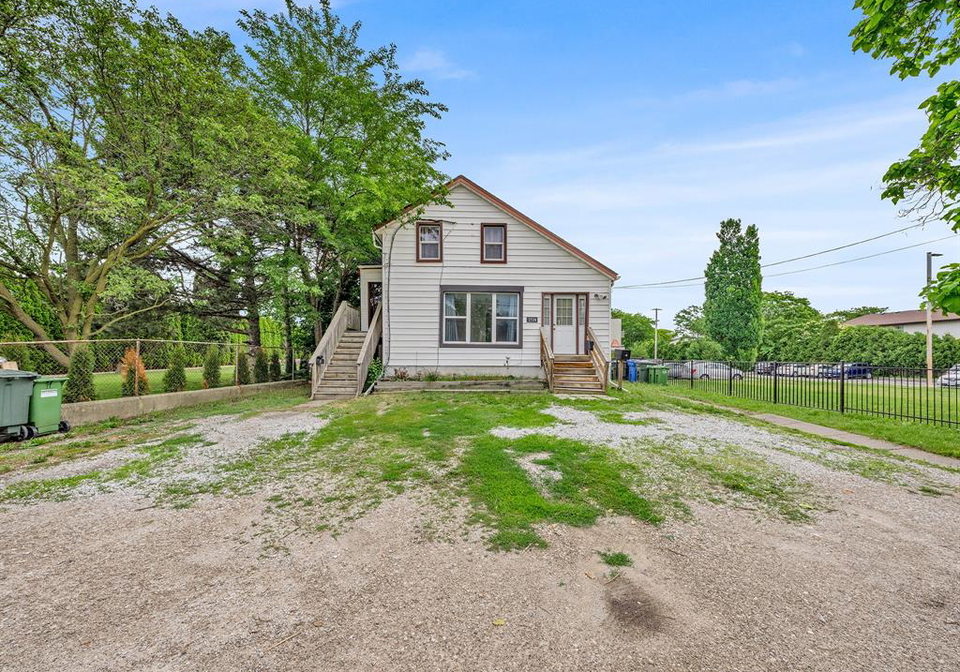 2724-pillette-road-windsor-ontario-26014567
