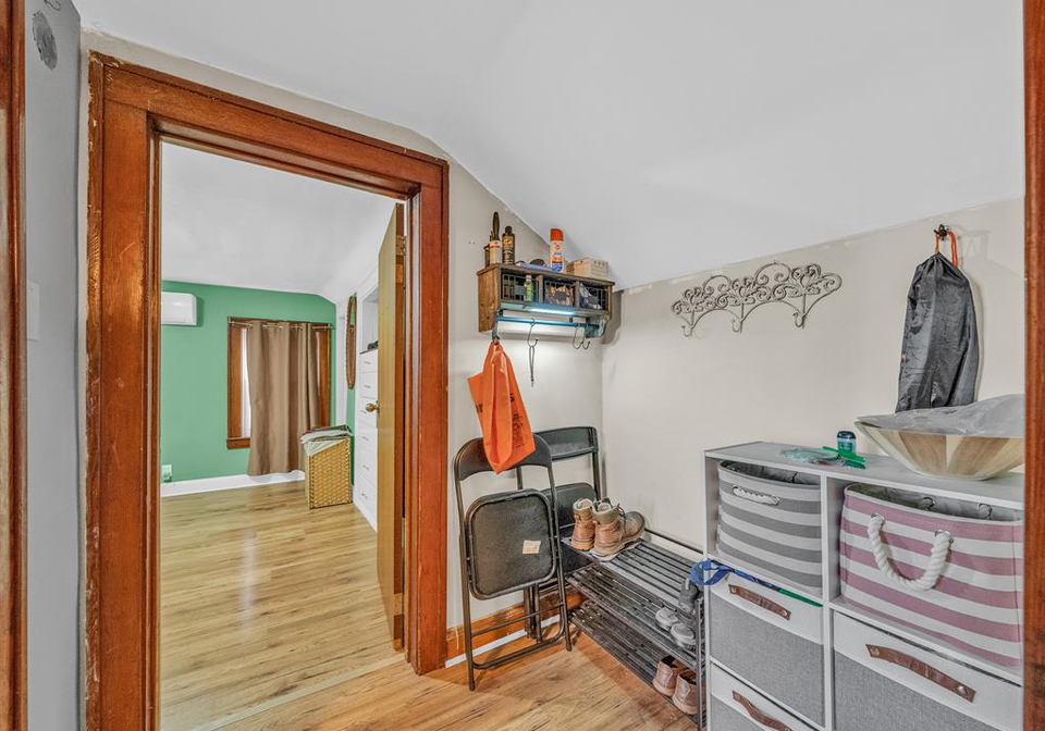 2724-pillette-road-windsor-ontario-26014567