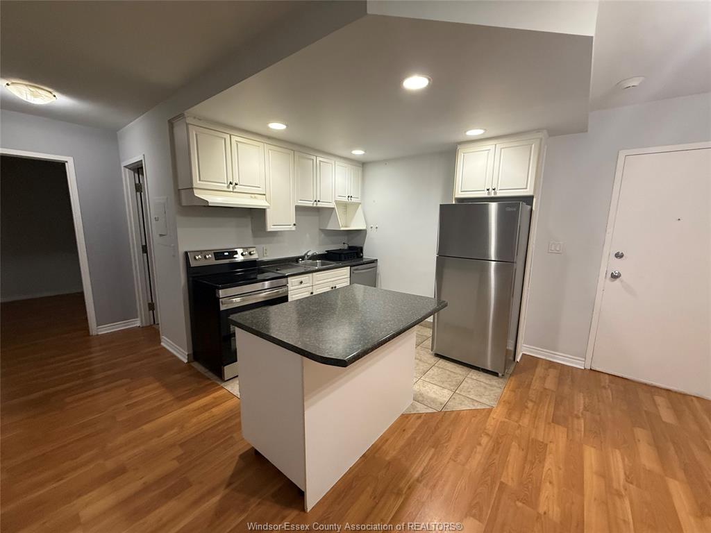 511-pelissier-street-windsor-ontario-26014575