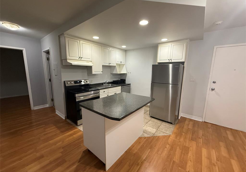 511-pelissier-street-windsor-ontario-26014575
