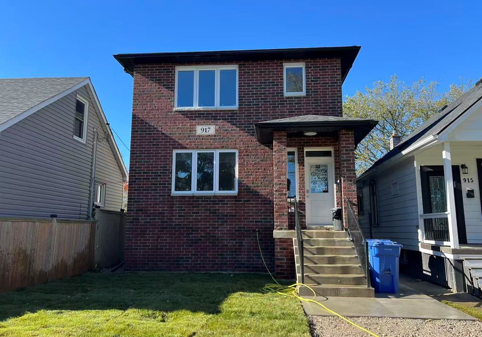 917-mckay-avenue-windsor-ontario-26014582