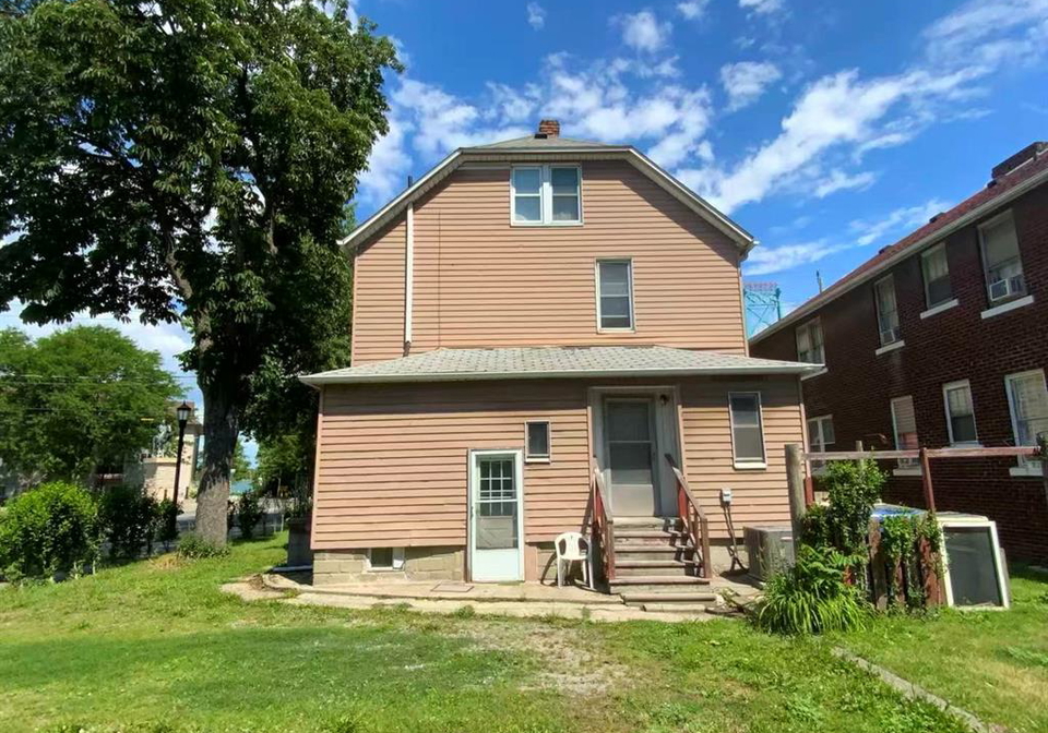 2995-university-avenue-w-windsor-ontario-26014594