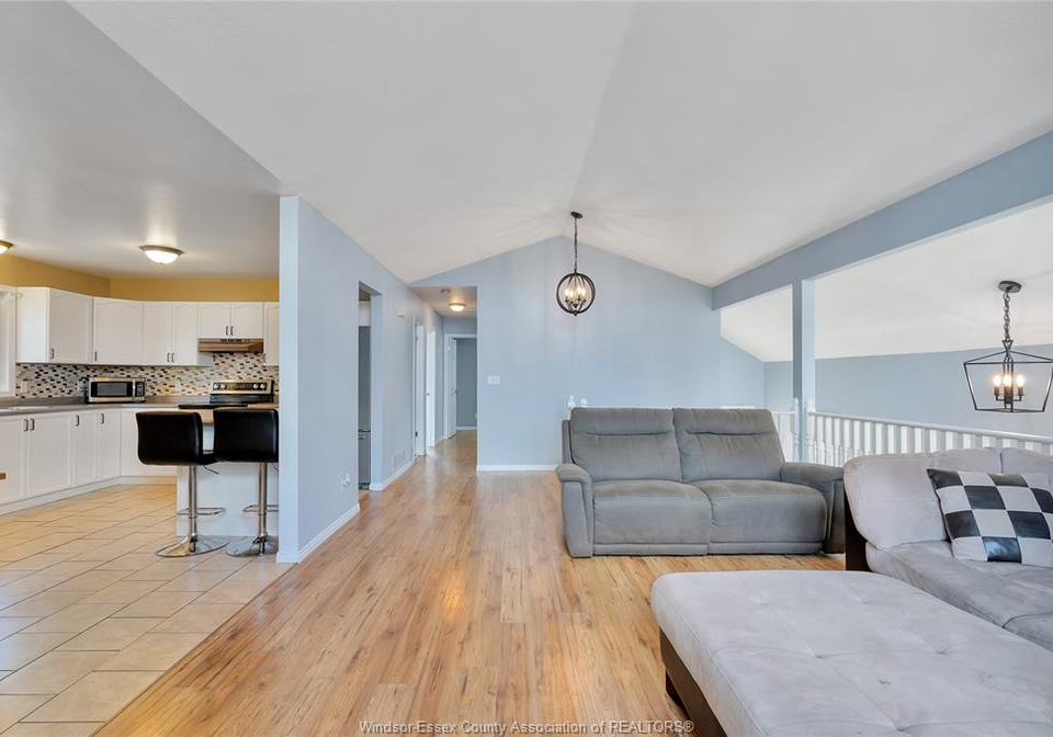 125-queen-street-south-tilbury-ontario-26014603