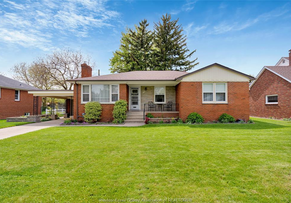 273-henkel-place-windsor-ontario-26014617