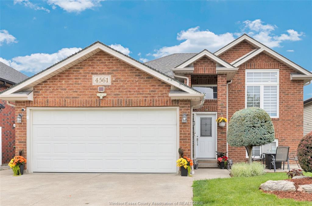 4561-fontana-avenue-windsor-ontario-26014618