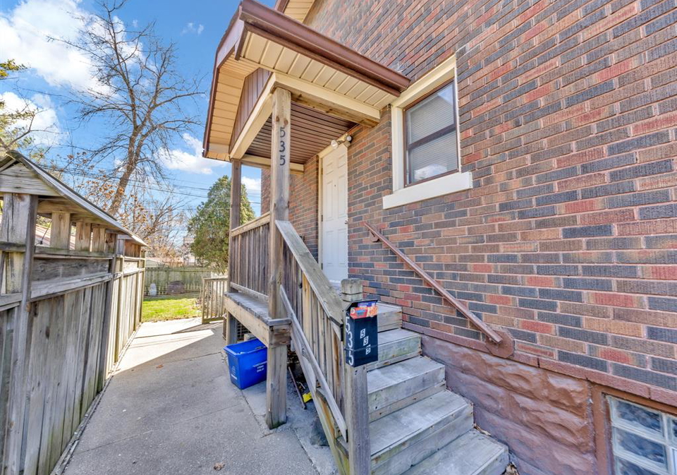 535-pine-street-windsor-ontario-26014621