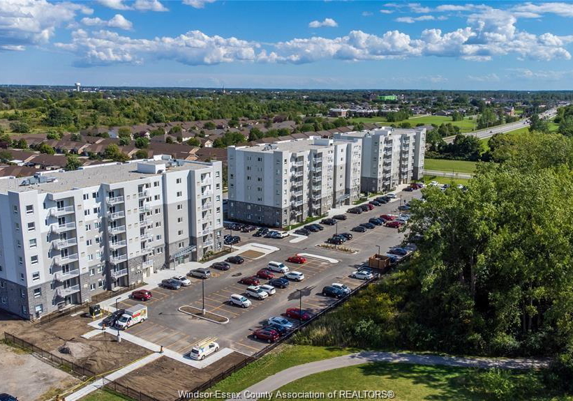 1675-banwell-road-windsor-ontario-26014632