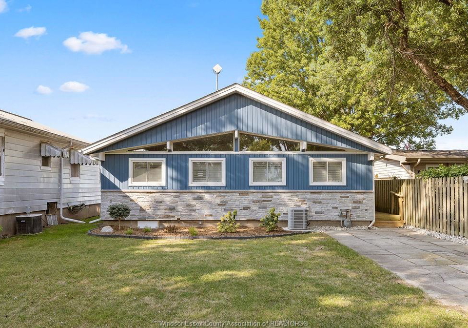 1680-caille-lakeshore-ontario-26014634