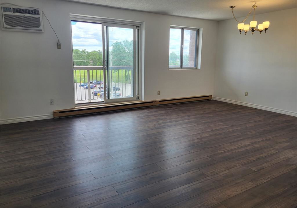 3950-wyandotte-st-east-windsor-ontario-26014637