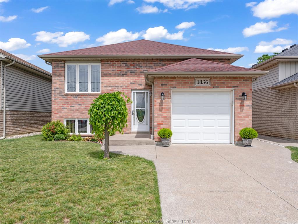 1836-shepherd-windsor-ontario-26014643