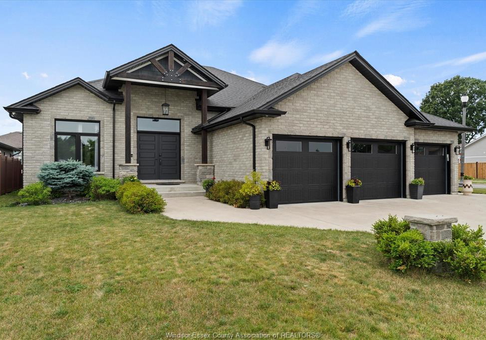 227-meadowview-amherstburg-ontario-26014647