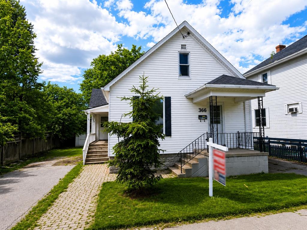 366-cromwell-street-sarnia-ontario-26014648