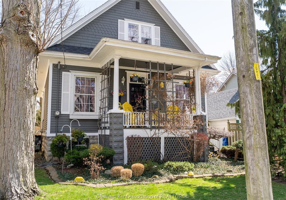 108-forest-street-chatham-ontario-26014651