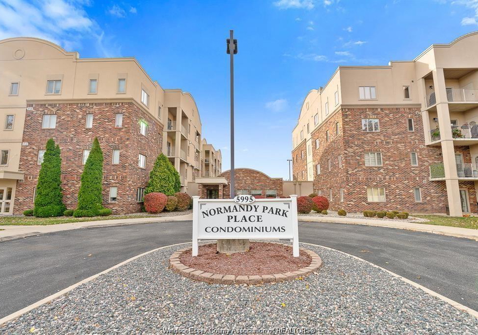5995-ellis-lasalle-ontario-26014696