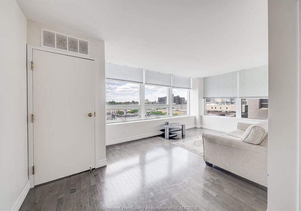 540-ouellette-avenue-windsor-ontario-26014703