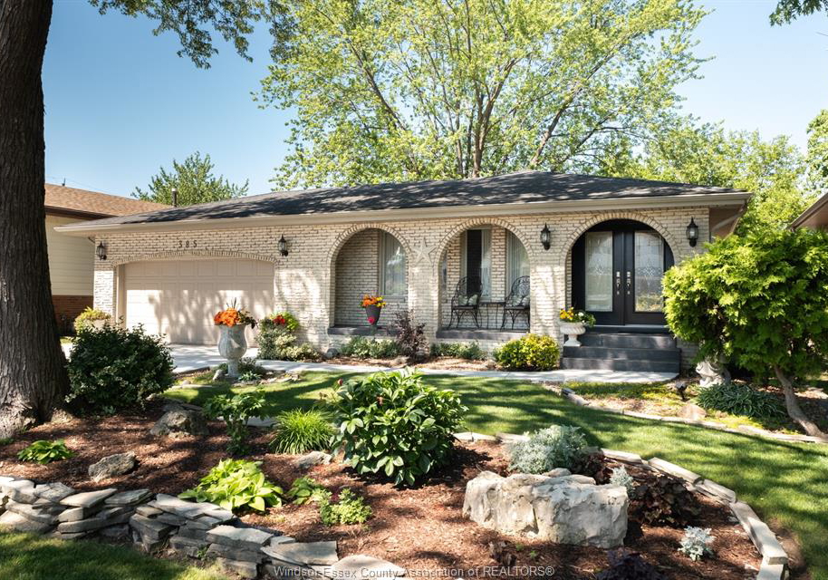 385-centennial-tecumseh-ontario-26014710