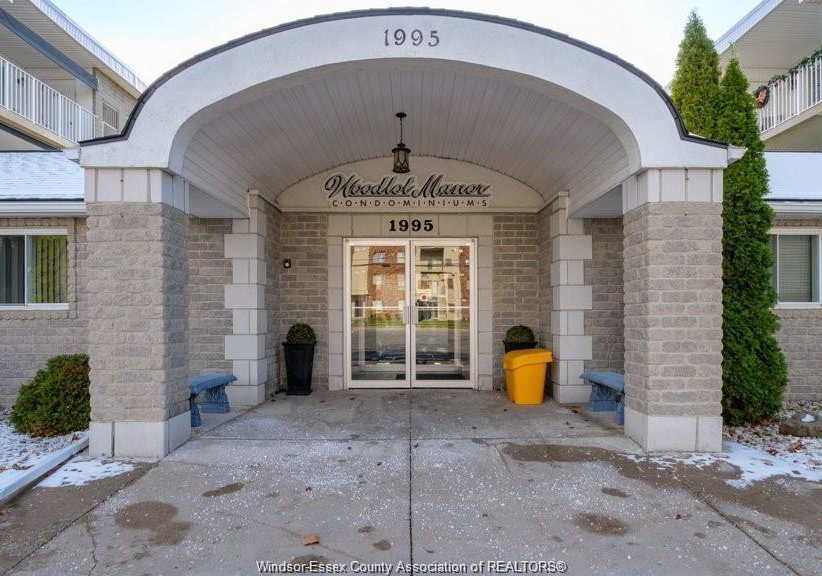 1995-normandy-street-lasalle-ontario-26014732