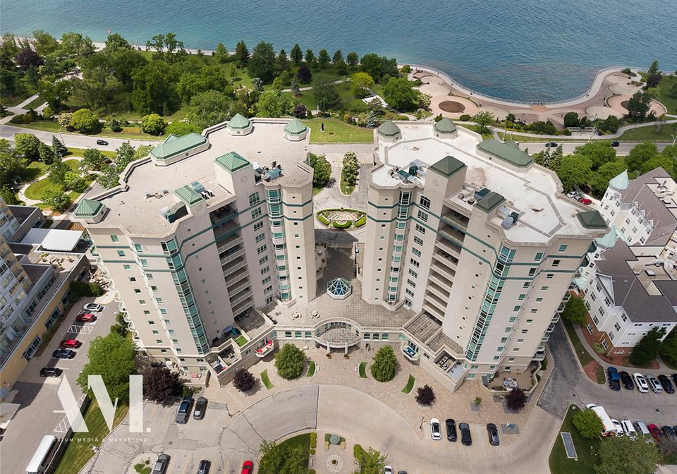 4955-riverside-drive-windsor-ontario-26014740
