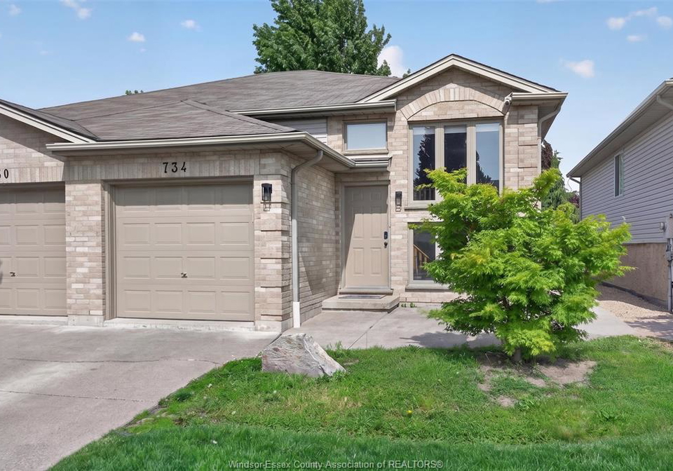 734-michael-tecumseh-ontario-26014744