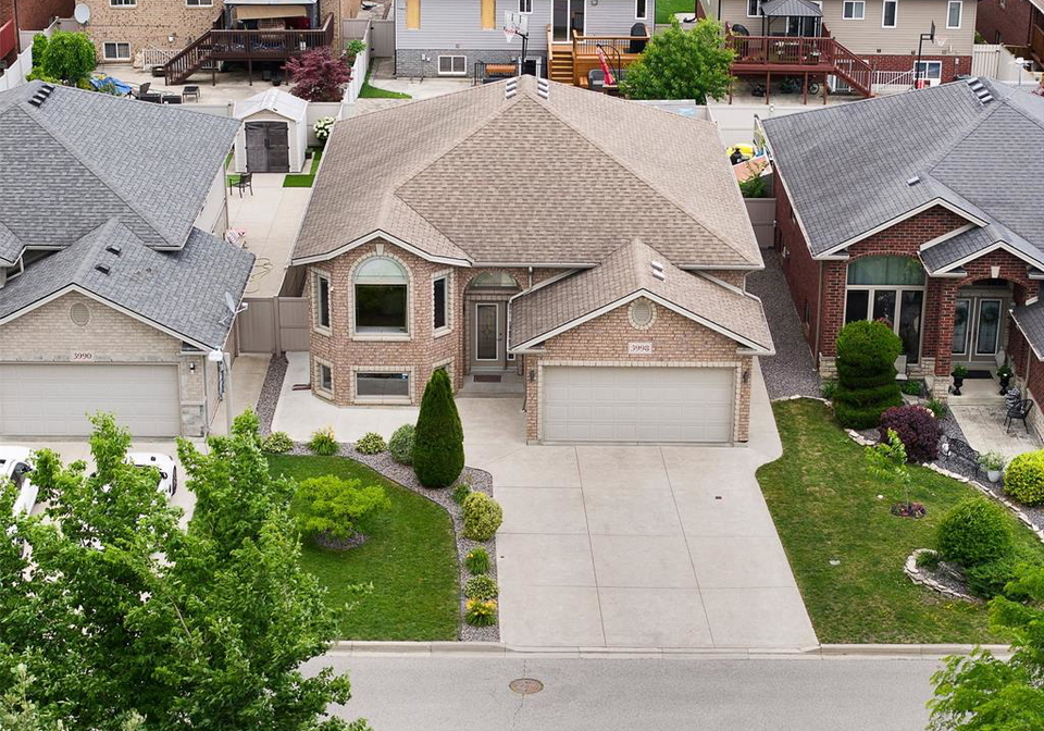 3998-cosenza-street-windsor-ontario-26014745