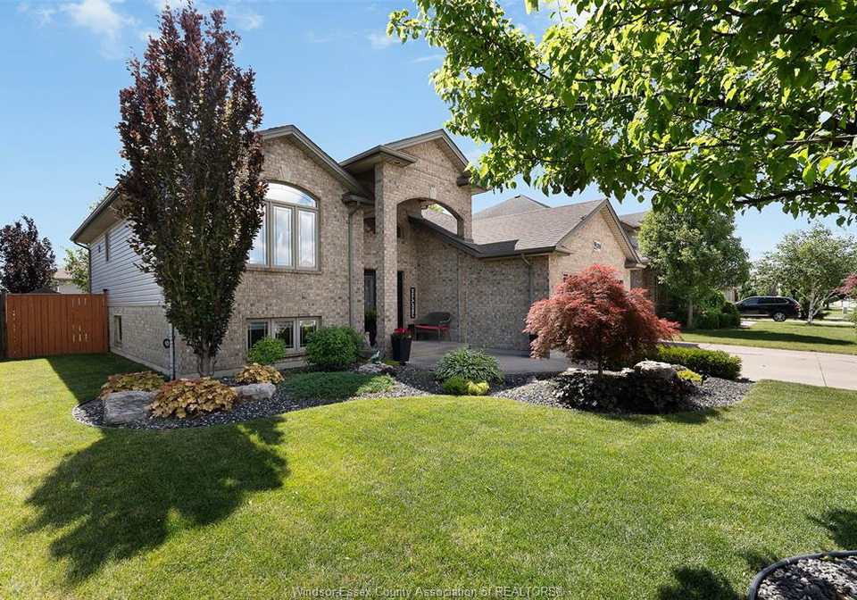1389-crosswinds-drive-lakeshore-ontario-26014754