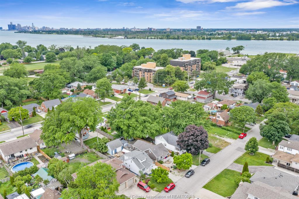 345-frank-avenue-windsor-ontario-26014758