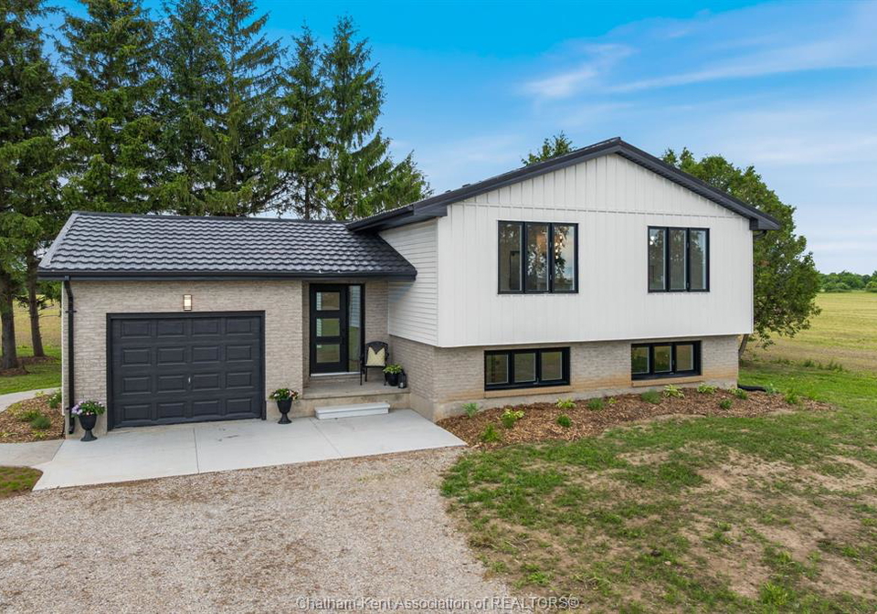 5583-carriage-road-delaware-town-ontario-26014767