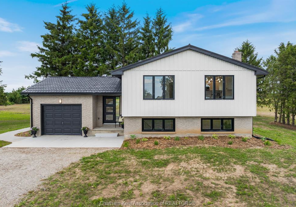 5583-carriage-road-delaware-town-ontario-26014767