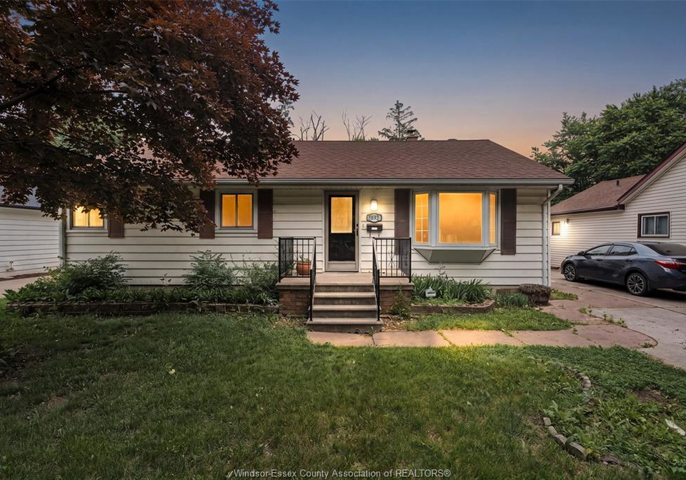 2032-ford-boulevard-windsor-ontario-26014768
