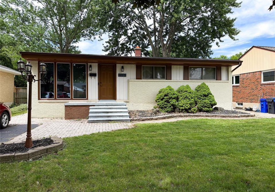 1275-belleperche-place-windsor-ontario-26014775