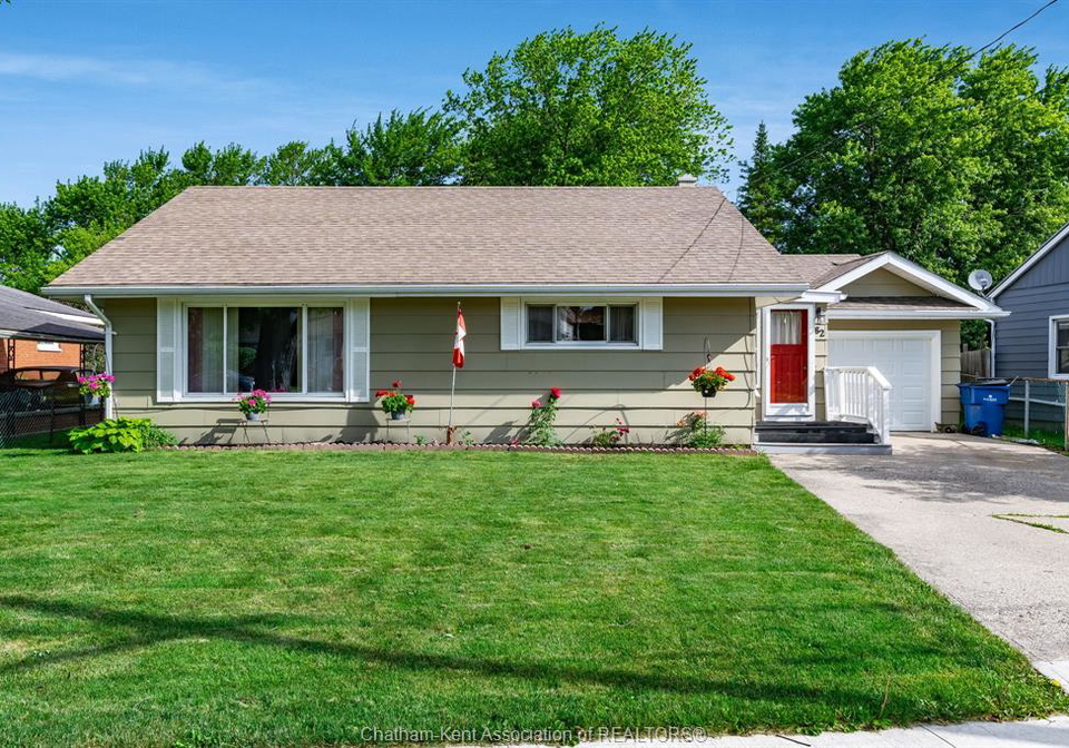 62-canal-street-west-tilbury-ontario-26014783