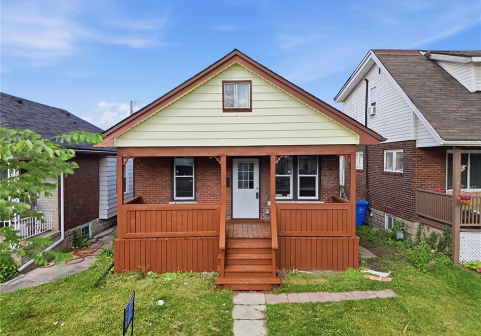 1030-oak-street-windsor-ontario-26014802