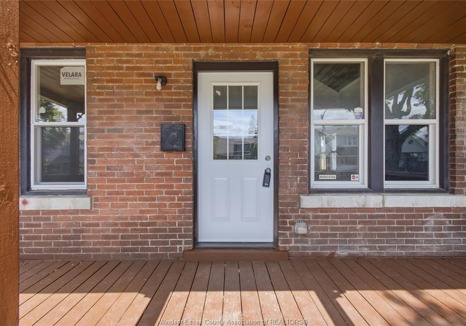 1030-oak-street-windsor-ontario-26014802