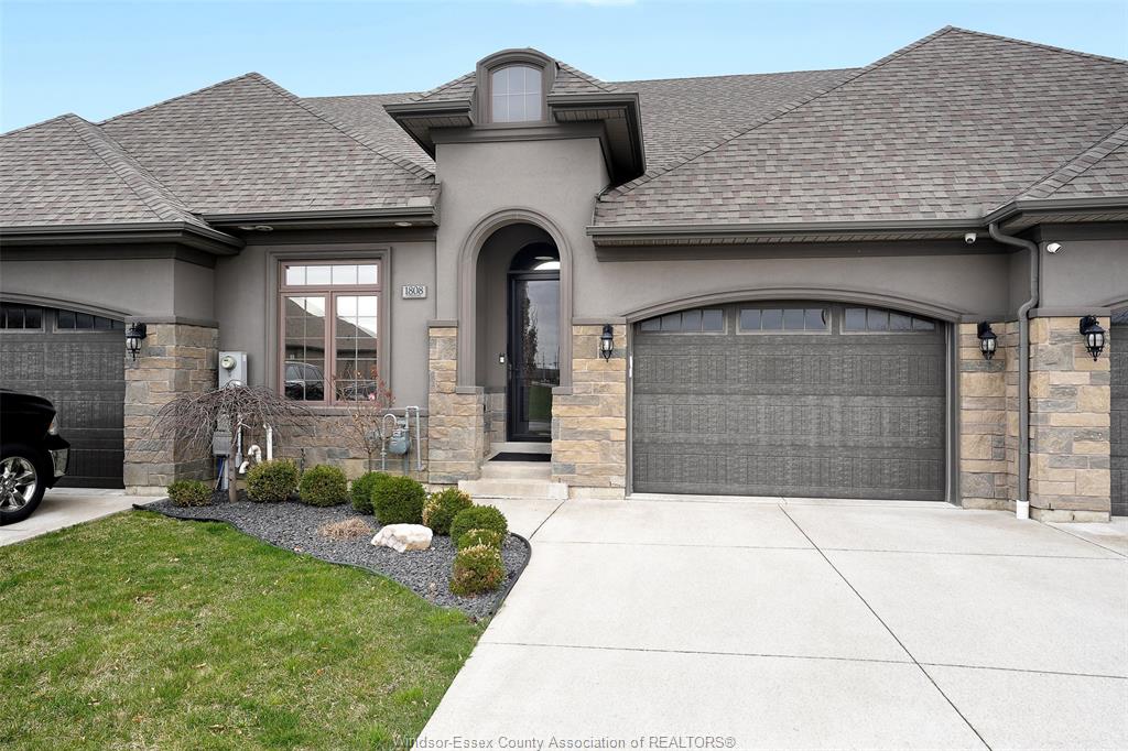 1808-cypress-windsor-ontario-26014814
