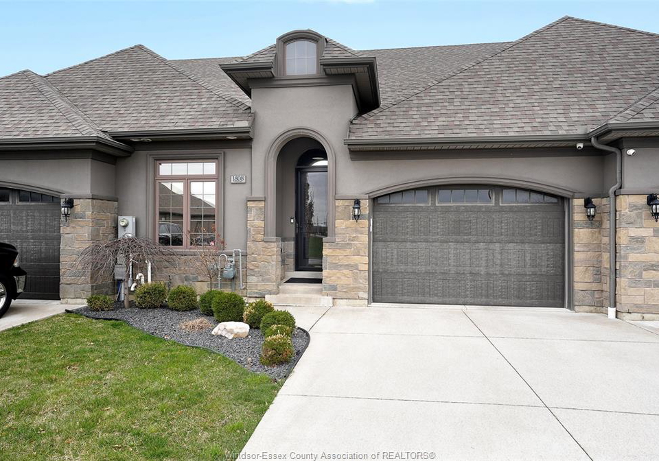 1808-cypress-windsor-ontario-26014814