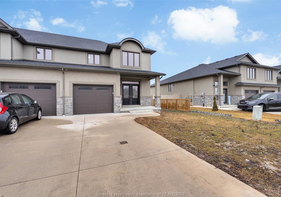 120-lane-street-essex-ontario-26014826