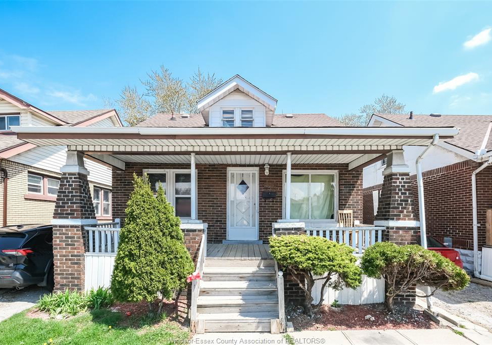 2288-howard-avenue-windsor-ontario-26014837