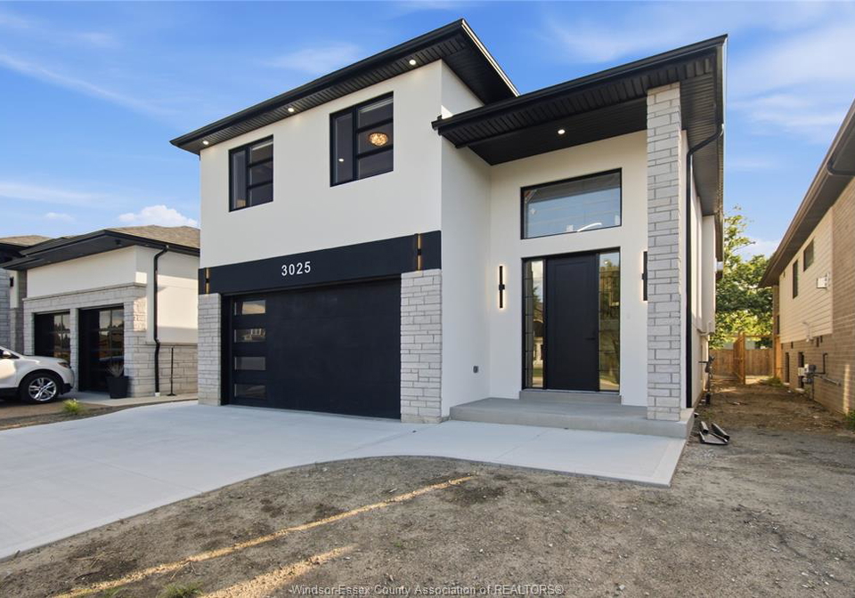 3025-mcrobbie-crescent-windsor-ontario-26014852