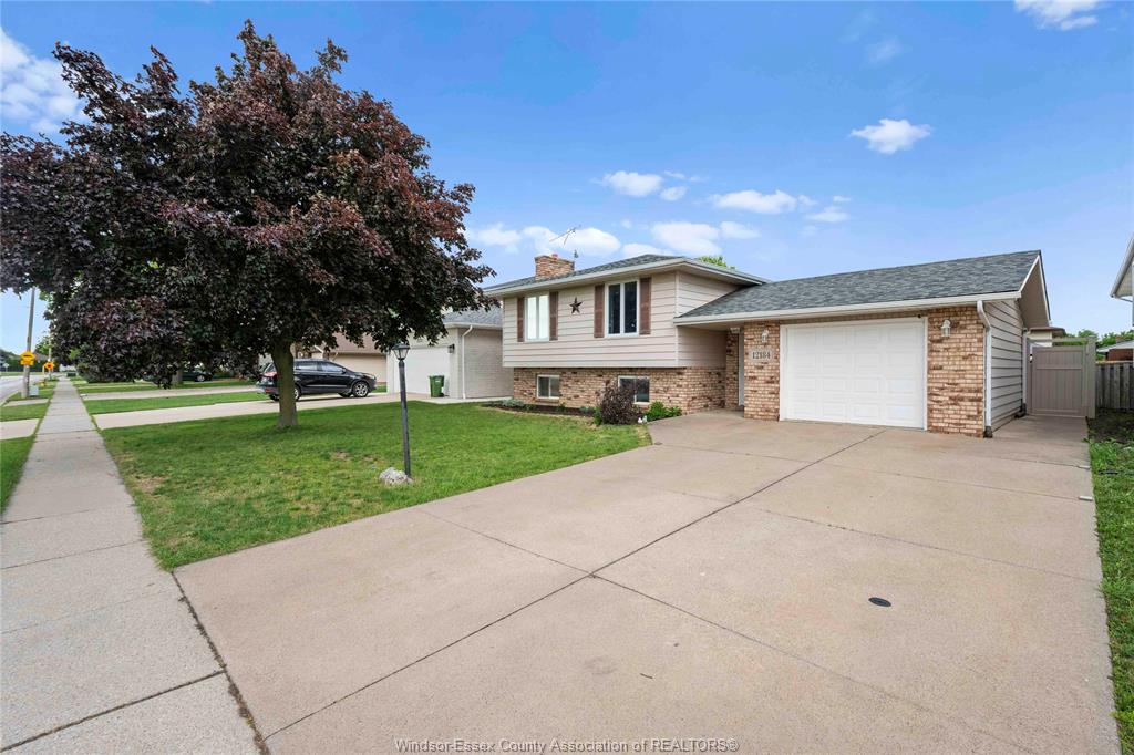 12184-mcnorton-tecumseh-ontario-26014858