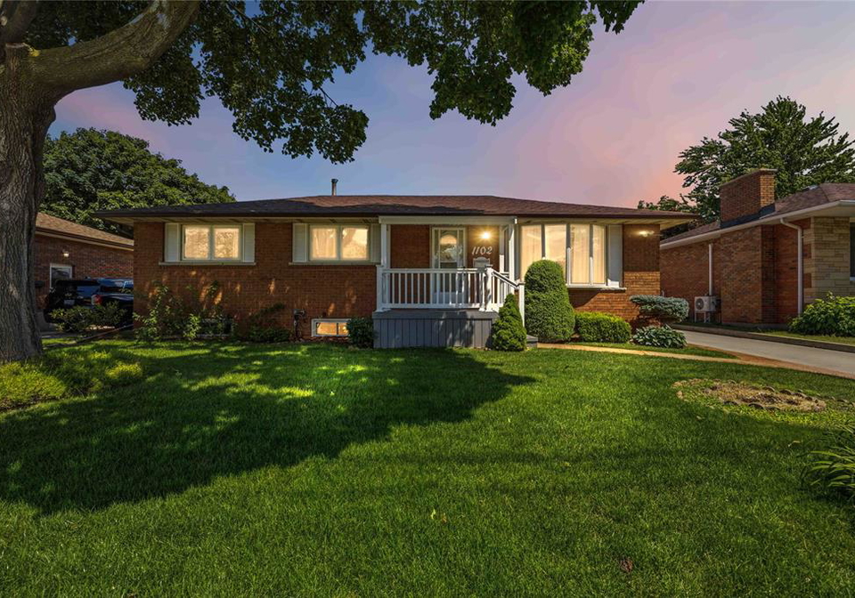 1102-indian-road-sarnia-ontario-26014859