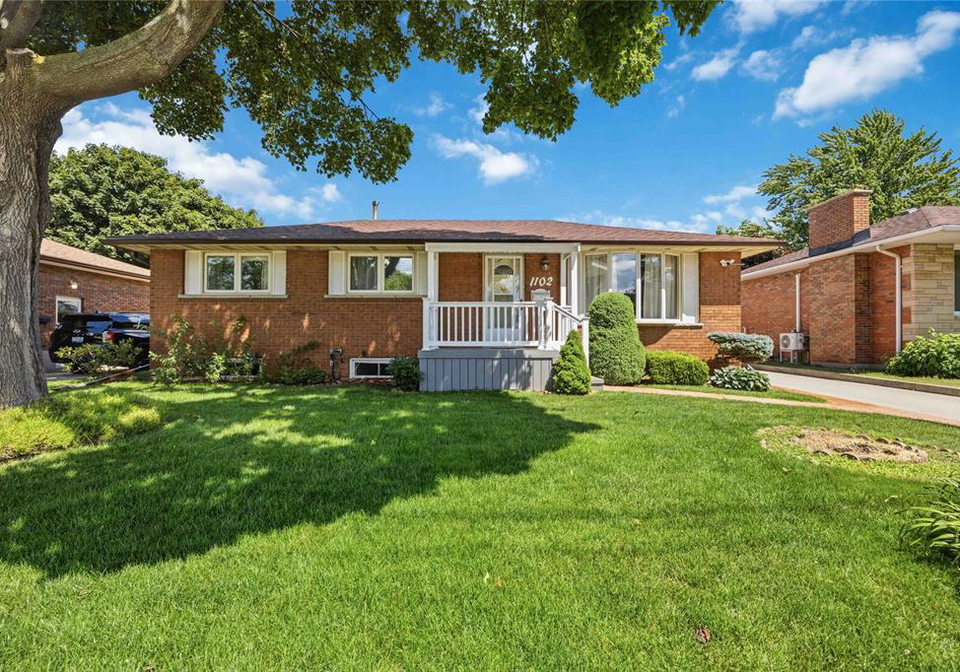 1102-indian-road-sarnia-ontario-26014859