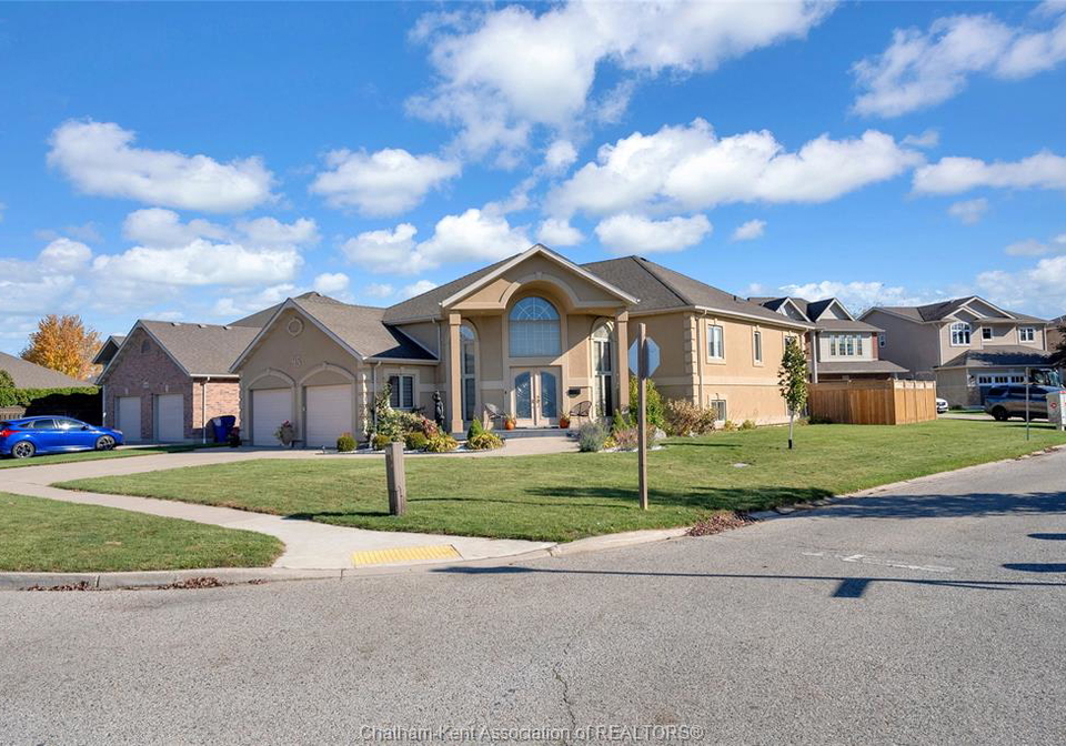 45-morning-glory-lane-chatham-ontario-26014871