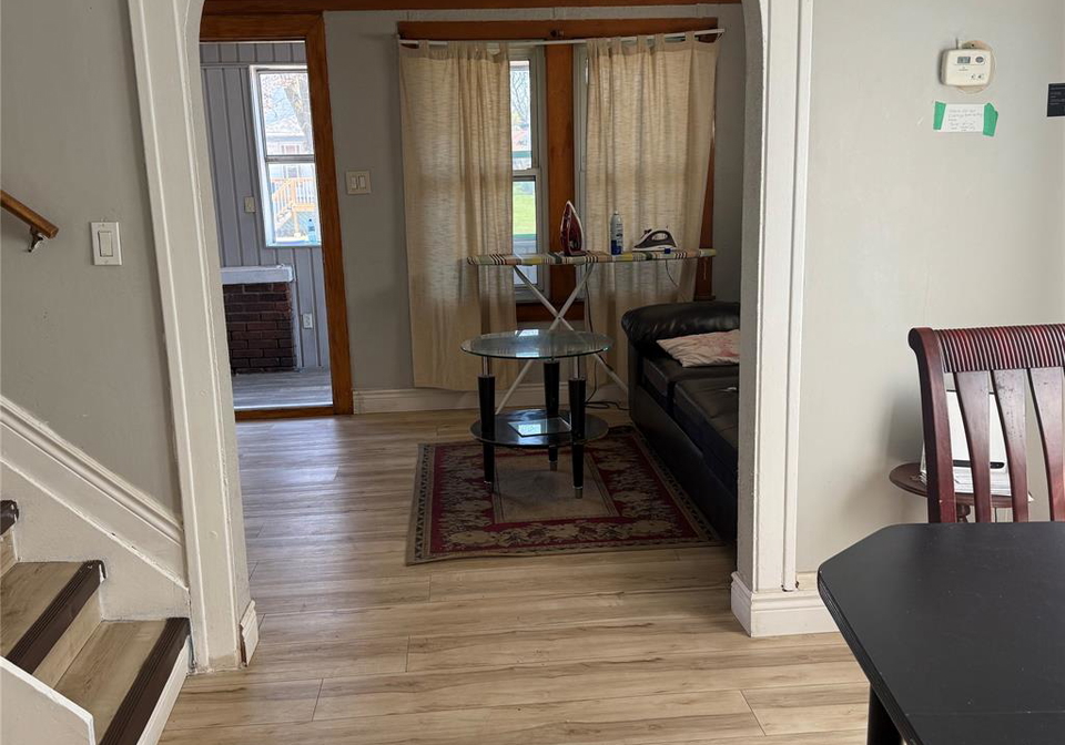 961-campbell-windsor-ontario-26014879