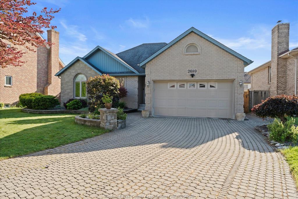 2689-buttery-street-windsor-ontario-26014886